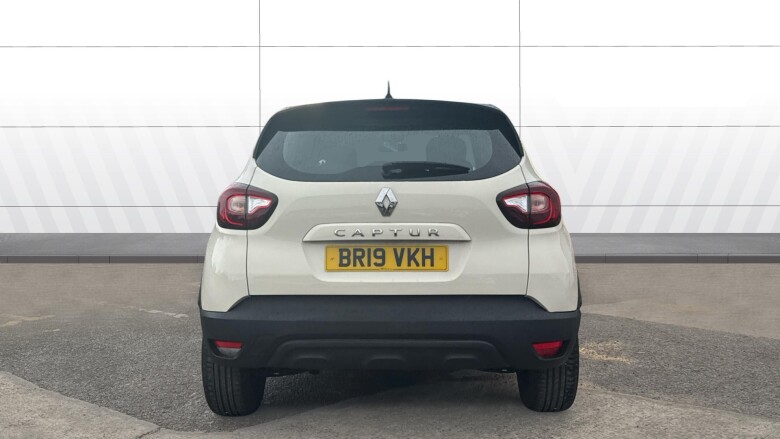Renault Captur 0.9 TCE 90 Play 5dr Petrol Hatchback
